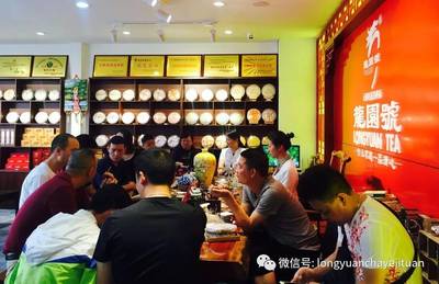昆明子君茶城龍園店盛大開業，龍園普洱專營店突破30家，引領茶葉代理與銷售新風尚